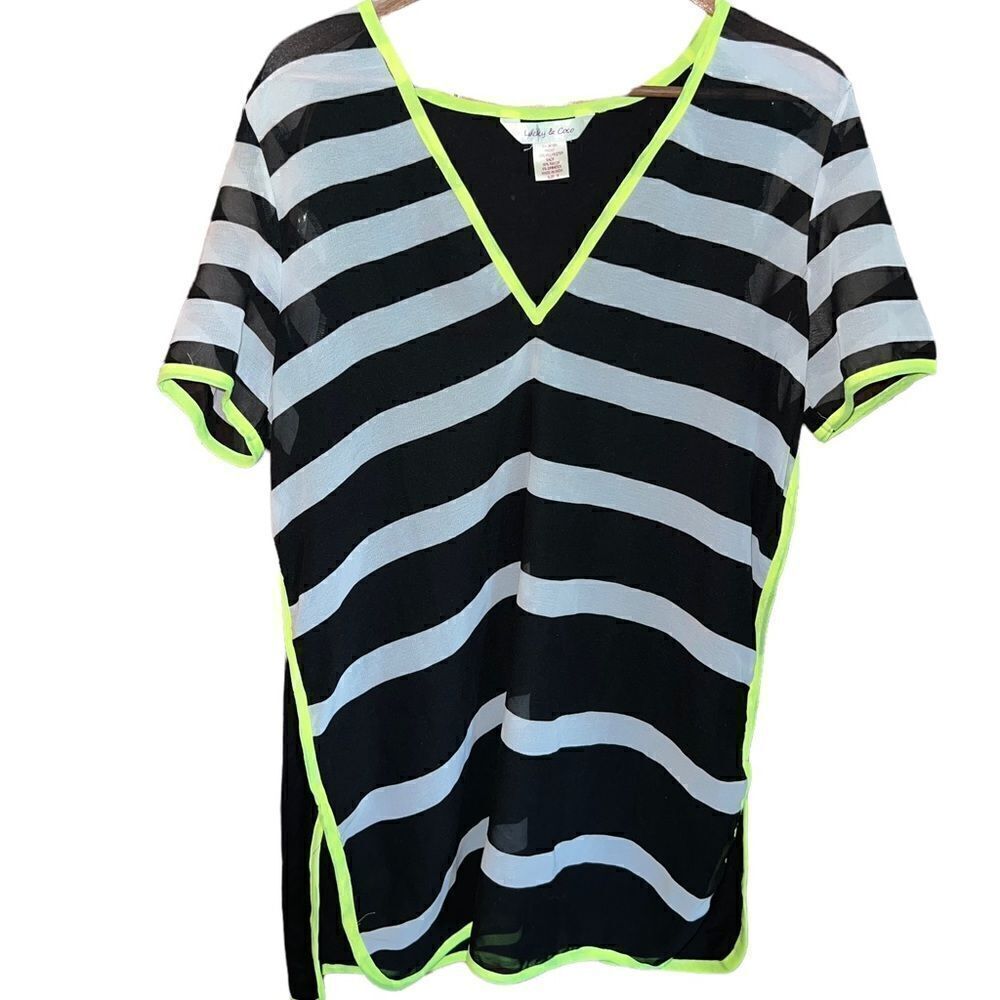 Lucky & Coco black, white and neon yellow v-neck short sleeved tunic size small‎